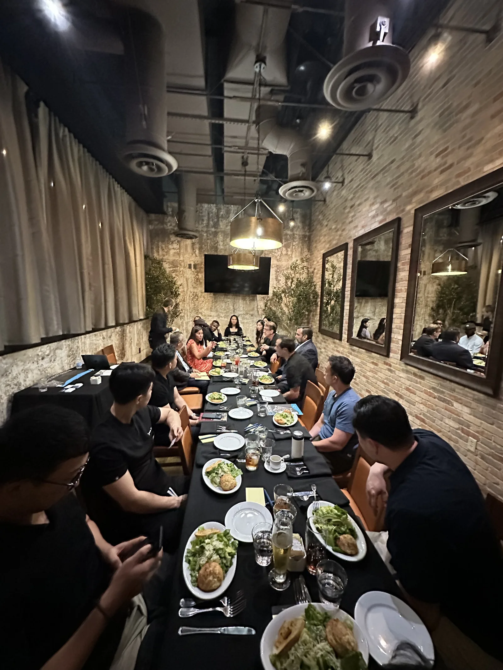 Panel of Experts dinner table with dentists and referral partners